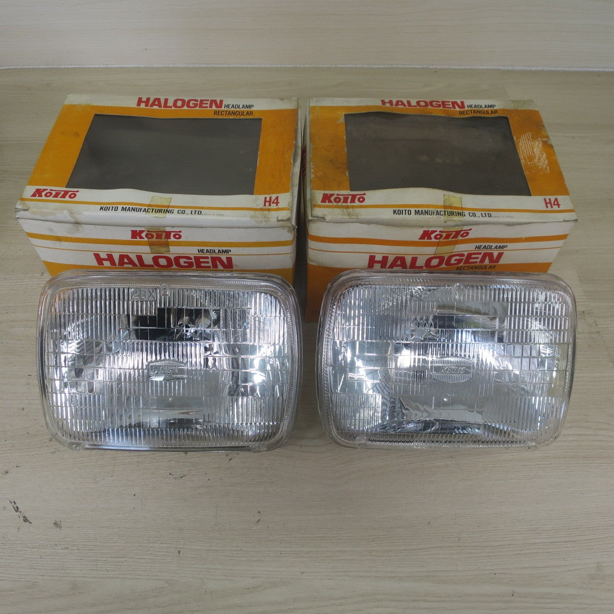 2点セット♪KOITO 角型 2灯式 ハロゲン ヘッドランプ H4 2HRSSB-12WP 12V60/55W 6052LH ヘッドライト カー パーツ♪