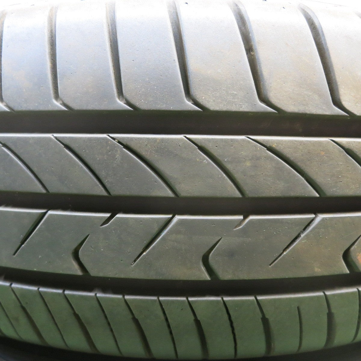 バリ溝！24年！9.5分★195/65R15 トーヨー トランパス MP7 タイヤ 15インチ プリウス エスクァイア ノア ヴォクシー 等★5071703HAノタ