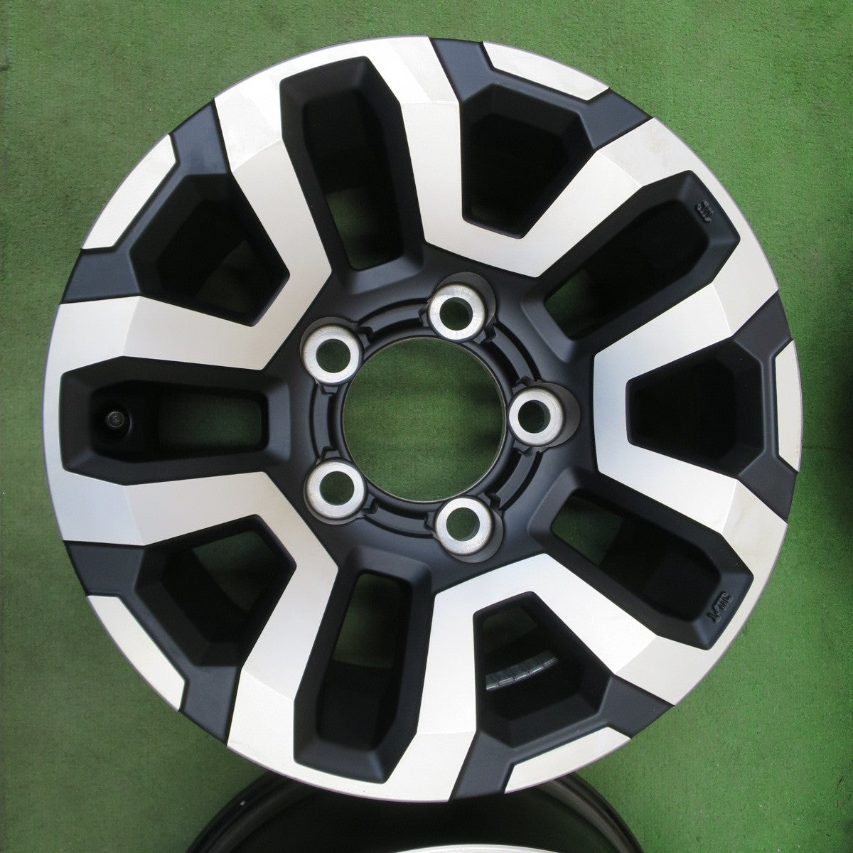 新車外し◎トヨタ ランクル 70 純正 再再販 ホイール 16インチ 16×7J PCD150/5H◎6090103NGホ