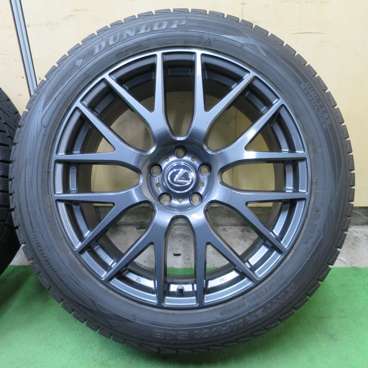 センサー付き！バリ溝！24年！キレイ！9.5分◎レクサス NX 等 235/55R20 スタッドレス ダンロップ ウインターマックス SJ8 weds ウェッズ 20インチ PCD114.3/5H◎6091103NGス