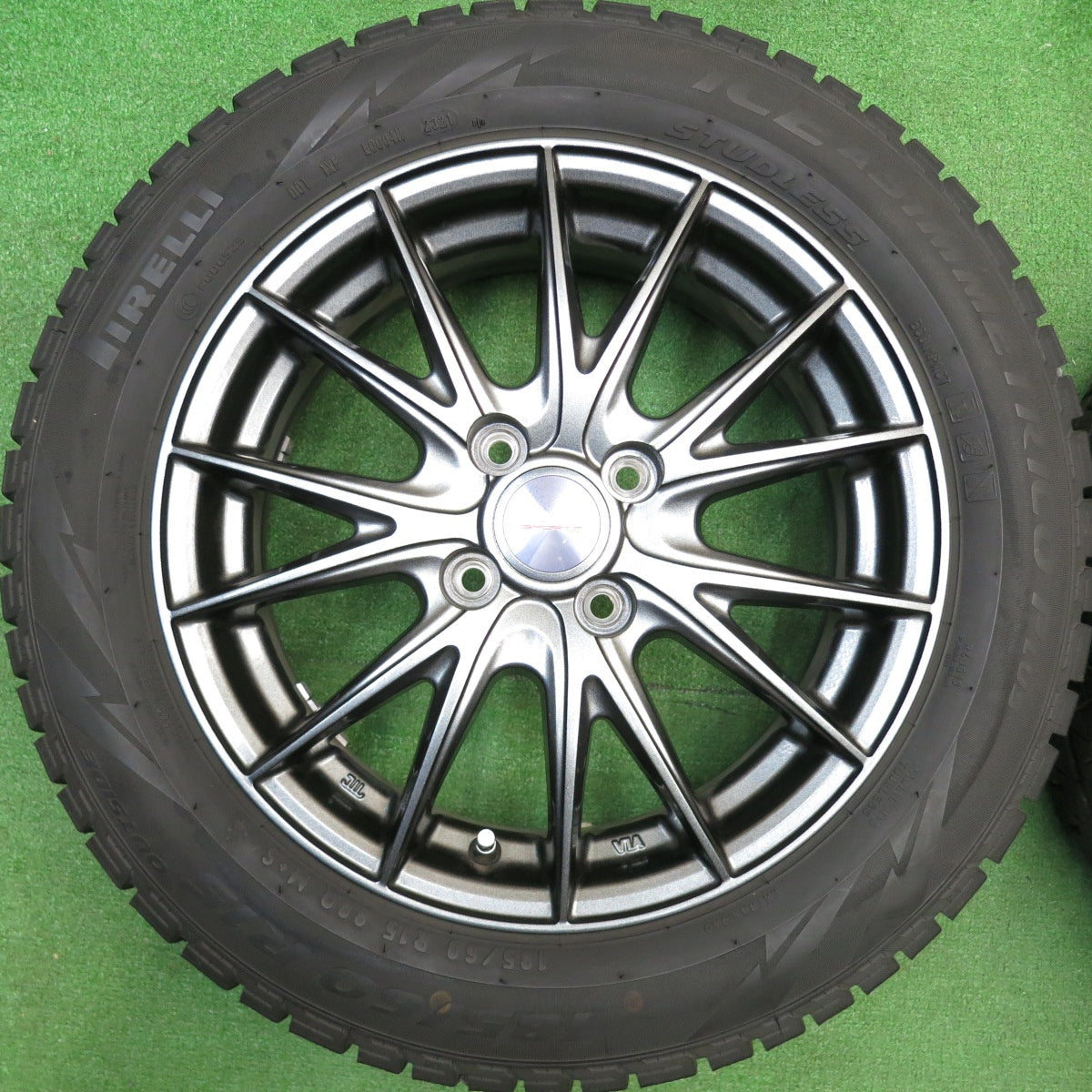 バリ溝！21年！キレイ！8.5分★スタッドレス 185/60R15 ピレリ アイス アシンメトリコ プラス VELVA SPORTZ ヴェルヴァ 15インチ PCD100/4H★5122003HAス