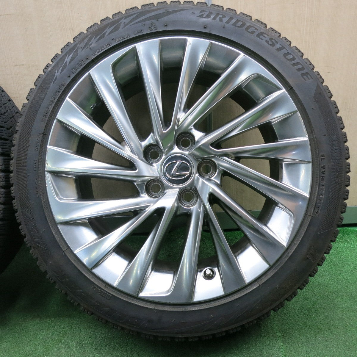 *送料無料* センサー付★レクサス ES バージョンL 純正 235/45R18 スタッドレス ブリヂストン ブリザック VRX2 18インチ PCD114.3/5H★4070301NJス