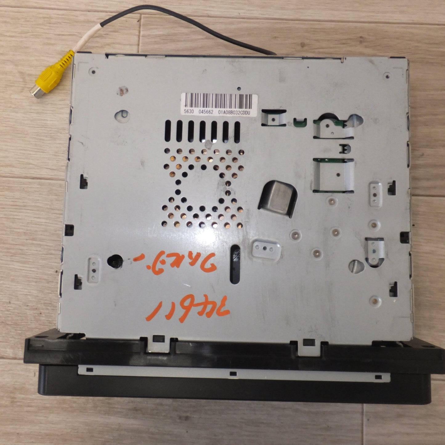 [送料無料] 現状品★富士通テン製 トヨタ 純正 HDDナビゲーション NHDT-W57 08545-00Q60(17)★