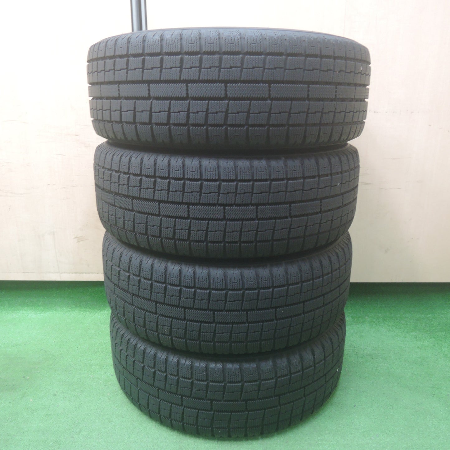 *送料無料* バリ溝！キレイ！9.5分★スタッドレス 205/55R16 トーヨー ガリット G5 DILETTO ディレット 16インチ PCD114.3/5H★4033008SYス