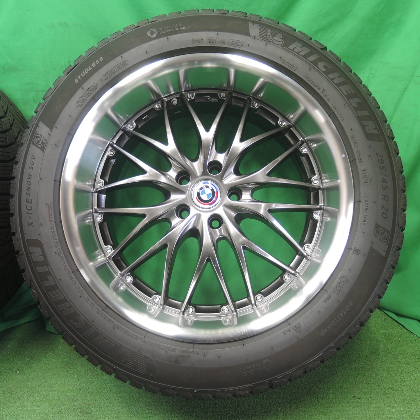 *送料無料* バリ溝！23年！キレイ！9.5分以上★BMW 等 K-force 265/50R20 295/45R20 スタッドレス ミシュラン X-ICE SNOW SUV 20インチ PCD120/5H★4060302ナス