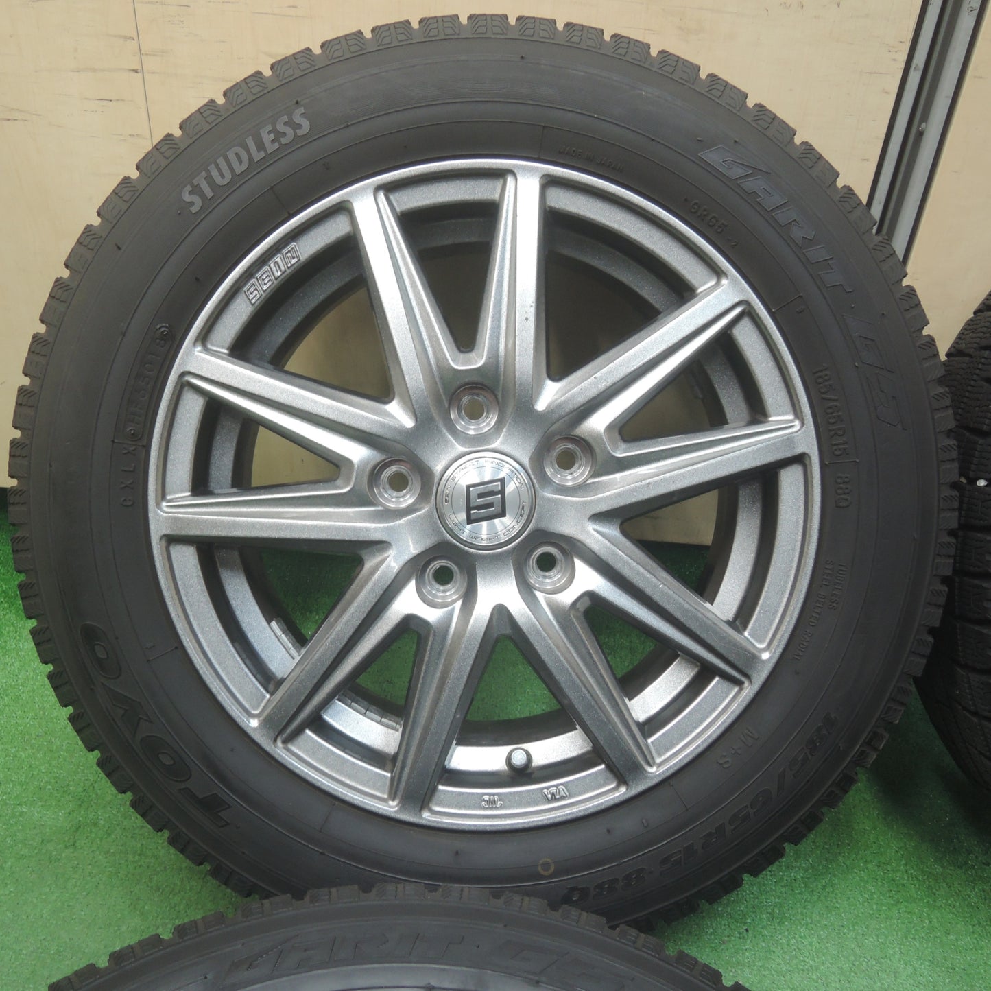 *送料無料* バリ溝！9.5分以上★スタッドレス 185/65R15 トーヨー ガリット G5 SEIN ザイン 15インチ PCD114.3/5H★4032011SYス