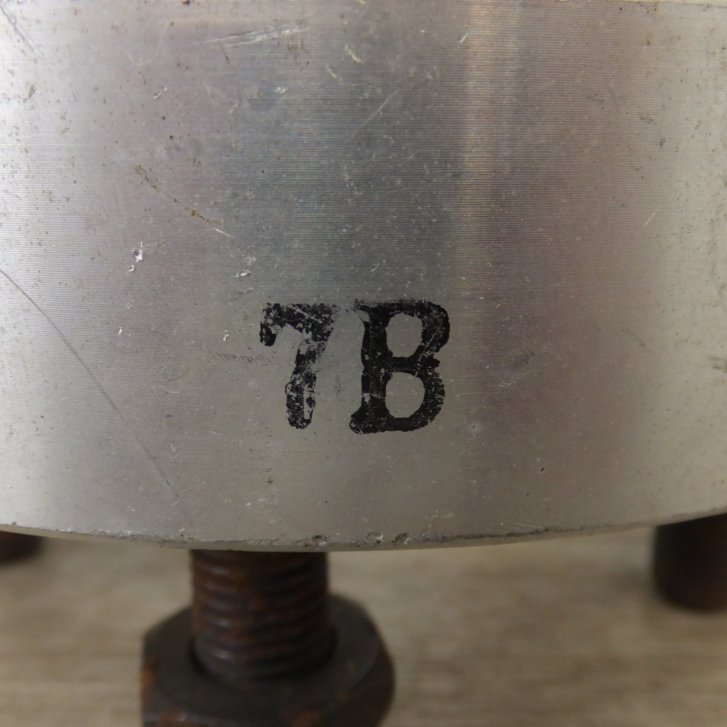 [送料無料] ★ワイドトレッドスペーサー 7B 30mm 1枚　メーカー 不明★