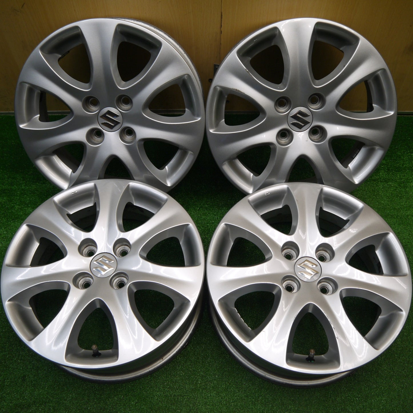 4本価格★スズキ スイフト 純正 ホイール 15インチ 15×5.5J PCD100/4H★5102203Hホ