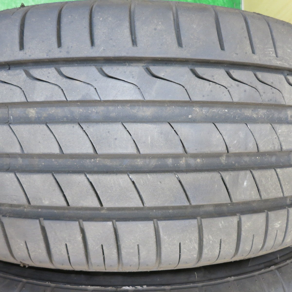 バリ溝！24年！9分★BMW 等 MAK LUFT FF 245/45R18 ミネルバ ラジアル F205 18インチ PCD112/5H★5042202TNノ