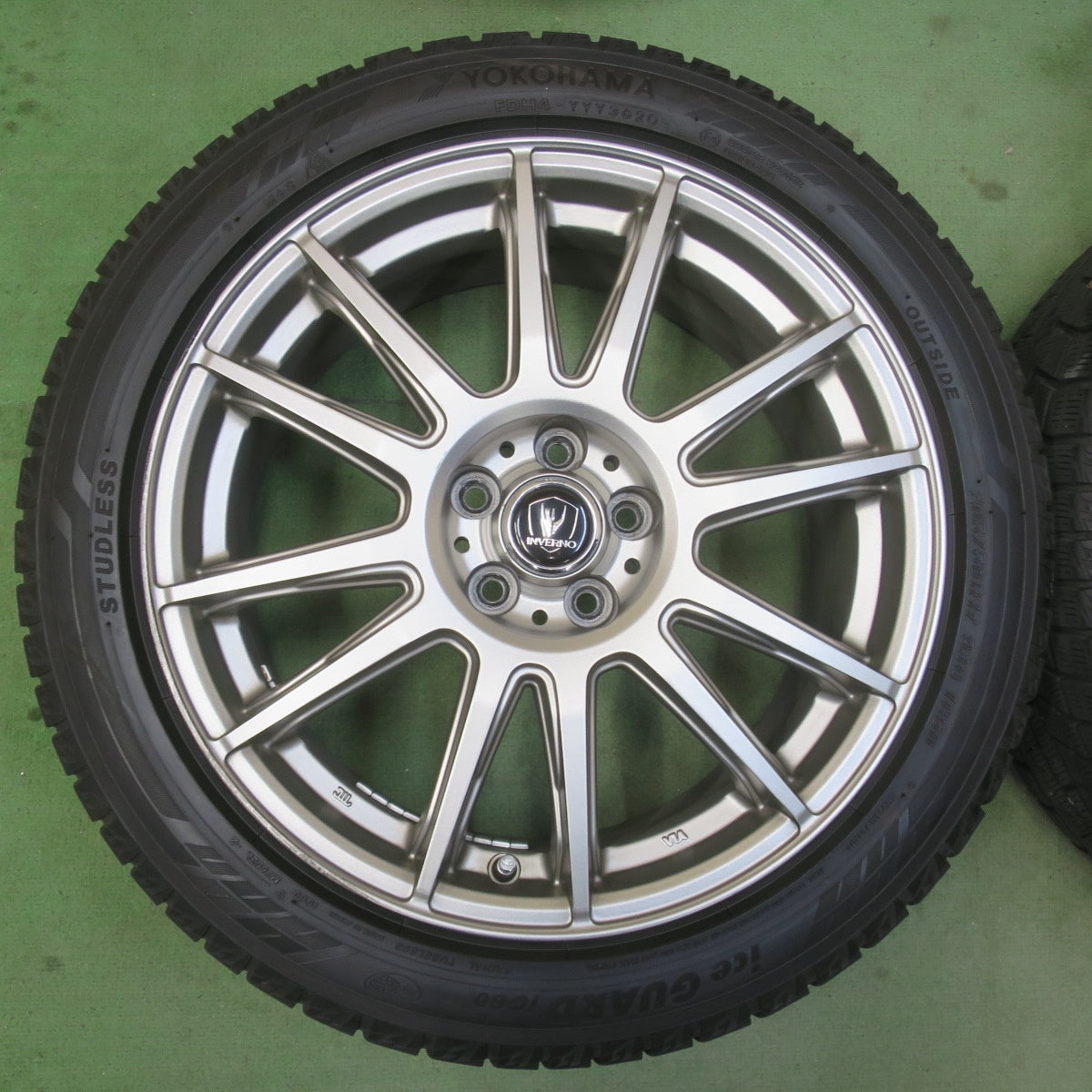 バリ溝！キレイ！9分★インプレッサ 等 205/50R17 スタッドレス ヨコハマ アイスガード iG60 INVERNO インヴェルノ 17インチ PCD100/5H★6032301イス