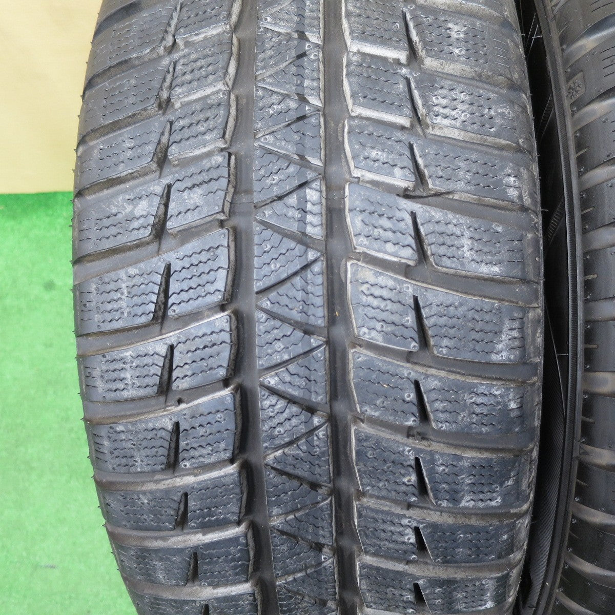 ほぼ未使用★ベンツ 等 EURO FORSCH 225/50R17 スタッドレス ファルケン HS449 EUROWINTER ユーロフォルシュ 17インチ PCD112/5H★6040303NKス