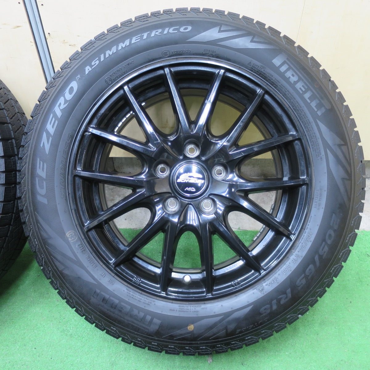 バリ溝！22年！9分★スタッドレス 205/65R16 ピレリ アイスゼロ アシンメトリコ SCHNEIDER MiD シュナイダー 16インチ PCD114.3/5H★5070103TTス