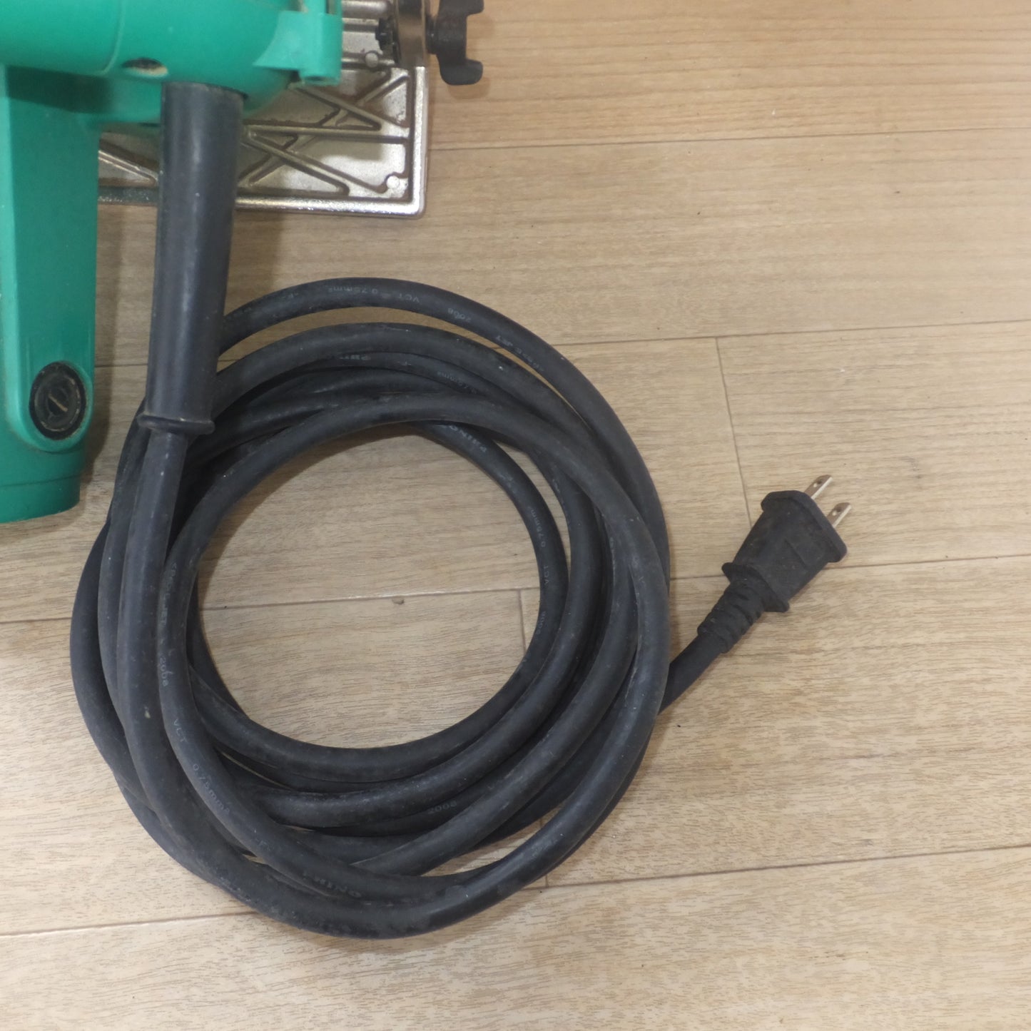 [送料無料] ★マキタ makita 190mm マルノコ M582　100V～ 11A 50-60Hz 1050W★