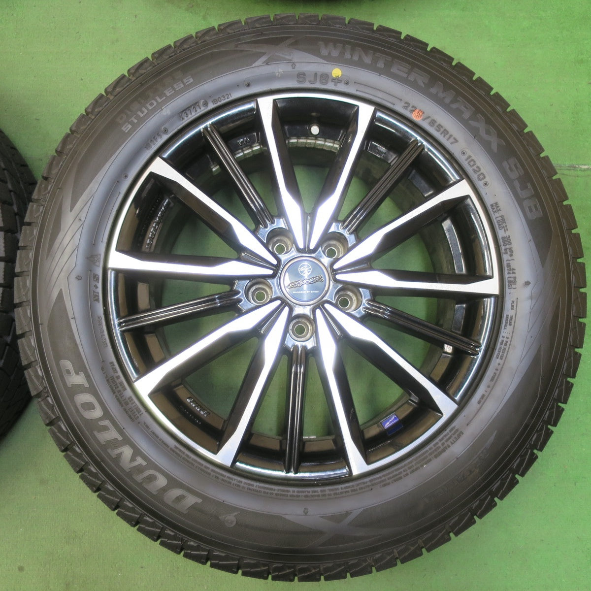 タイヤほぼ未使用！21年★スタッドレス 225/65R17 ダンロップ ウインターマックス SJ8 SMACK ENKEI スマック エンケイ 17インチ PCD114.3/5H★5071204イス
