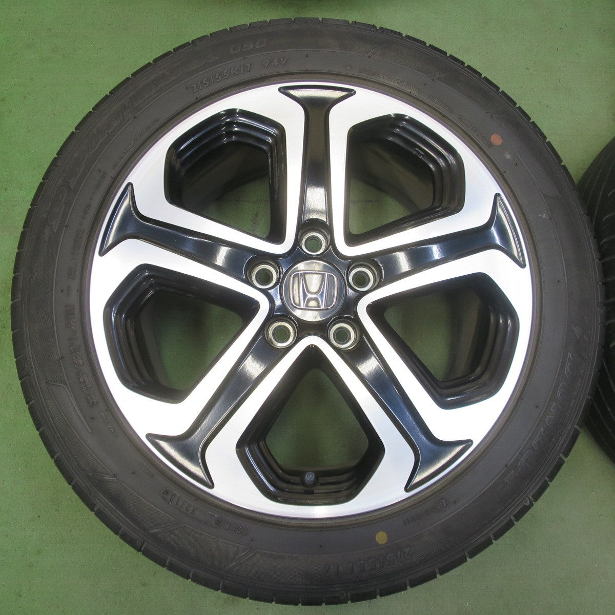 キレイ◎ホンダ RU ヴェゼル 純正 215/55R17 ダンロップ SPスポーツマックス 050 17インチ PCD114.3/5H◎6063003イノ
