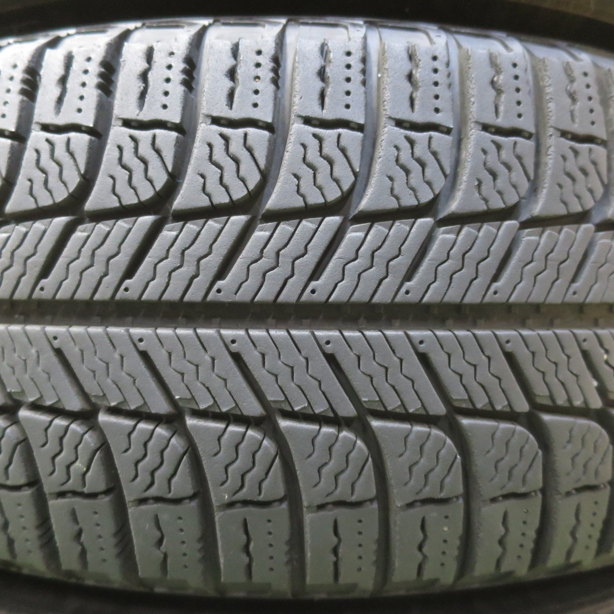 キレイ★スタッドレス 195/65R15 ミシュラン X-ICE3+ SIBILLA NEXT C5 シビラ ネクスト 15インチ PCD114.3/5H★6051304イス