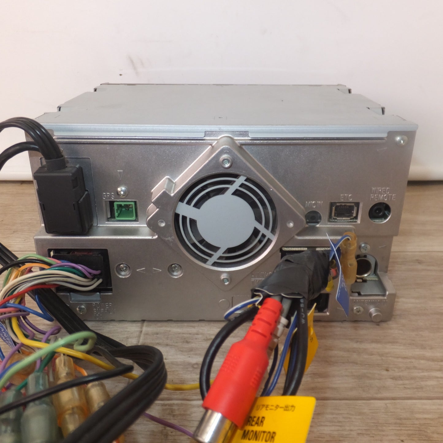 [送料無料] ★カロッツェリア carrozzeria AV一体型メモリーナビゲーション 楽ナビ AVIC-MRZ99(31★