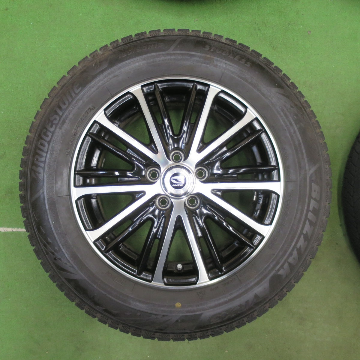 キレイ！22年★プリウス 等 195/65R15 スタッドレス ブリヂストン ブリザック VRX3 GYLE VT5 ガイル 15インチ PCD100/5H★6040201TTス