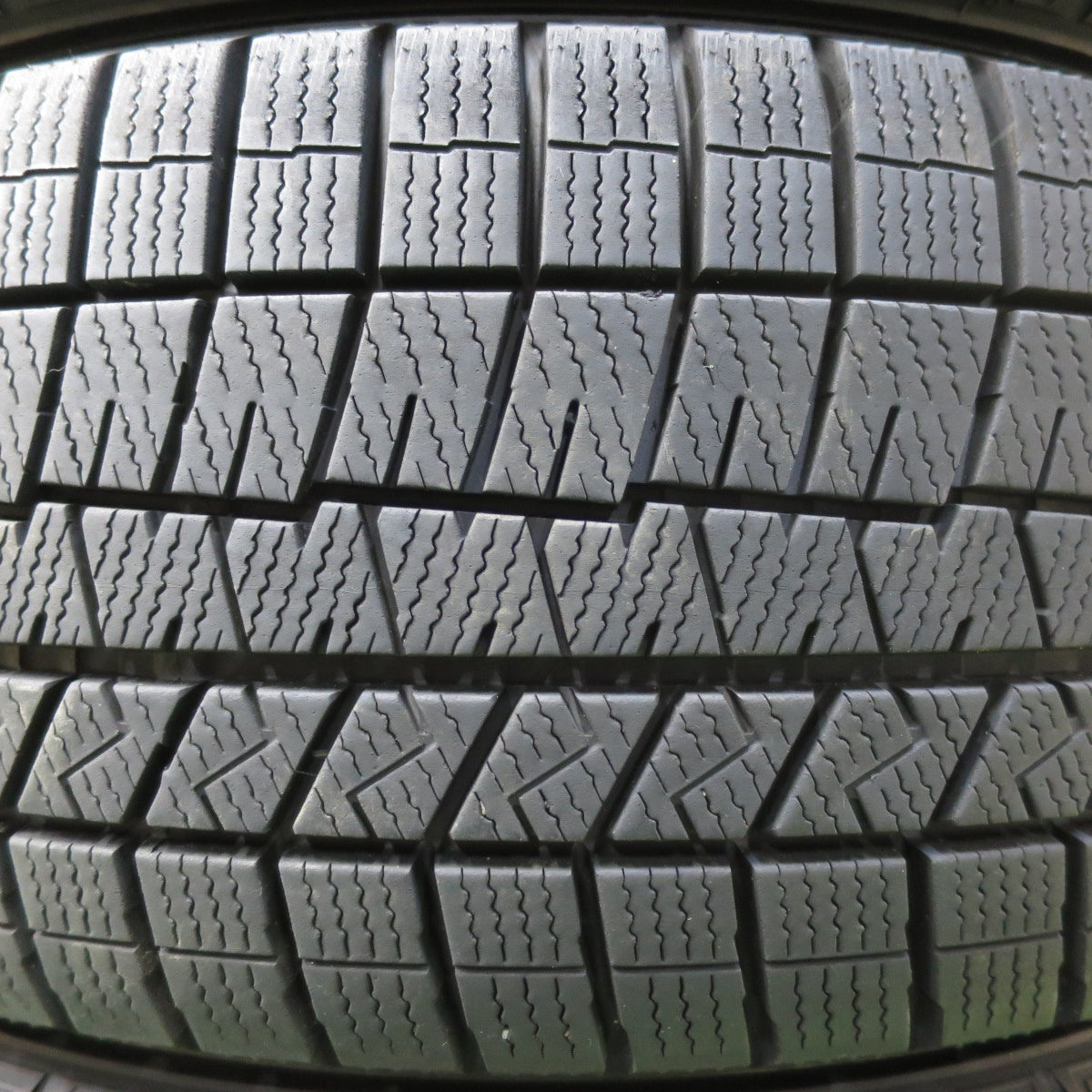 [送料無料] バリ溝！21年！キレイ！9.5分★スタッドレス 205/50R16 ダンロップ ウインターマックス03 SCHNEIDER シュナイダー 16インチ PCD100/4H★4113010イス