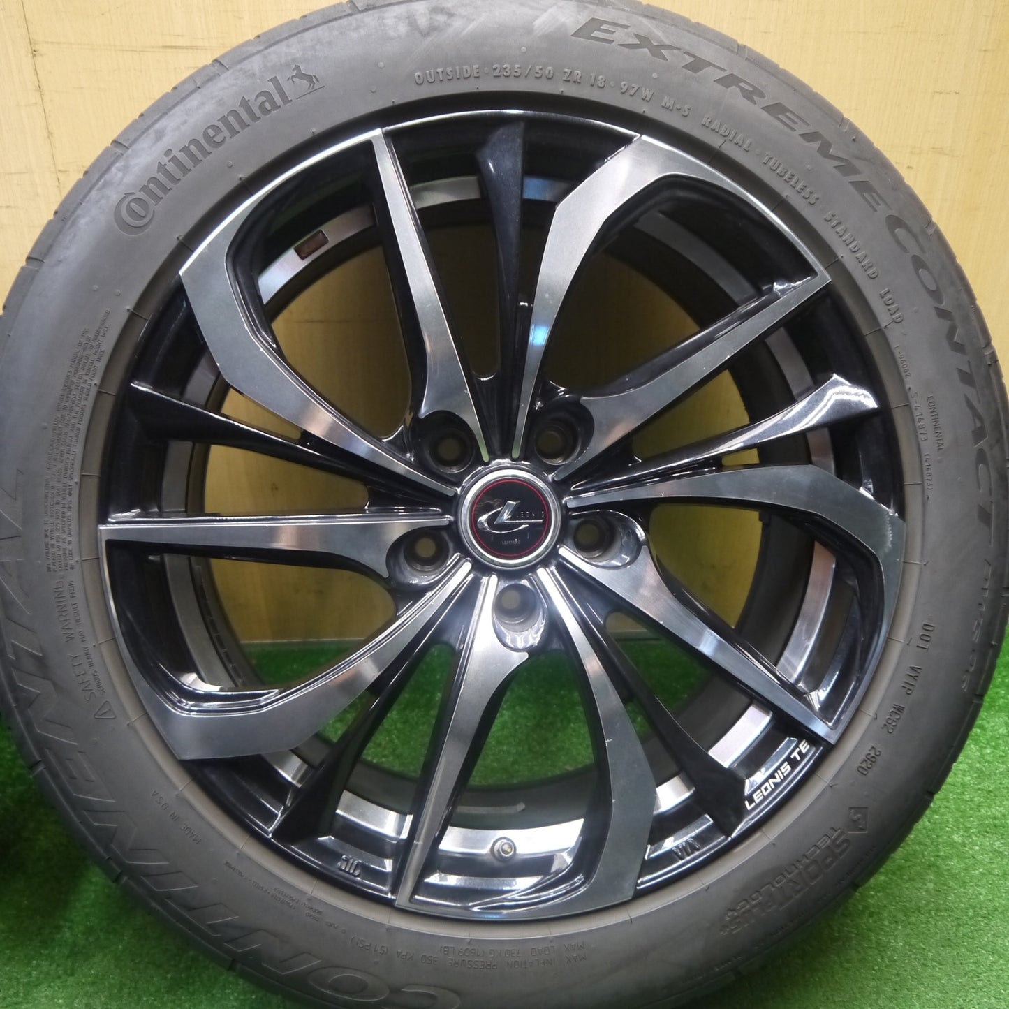キレイ★LEONIS TE 235/50R18 コンチネンタル EXTREME CONTACT DWS06 レオニス 18インチ PCD114.3/5H★6010601Hノ