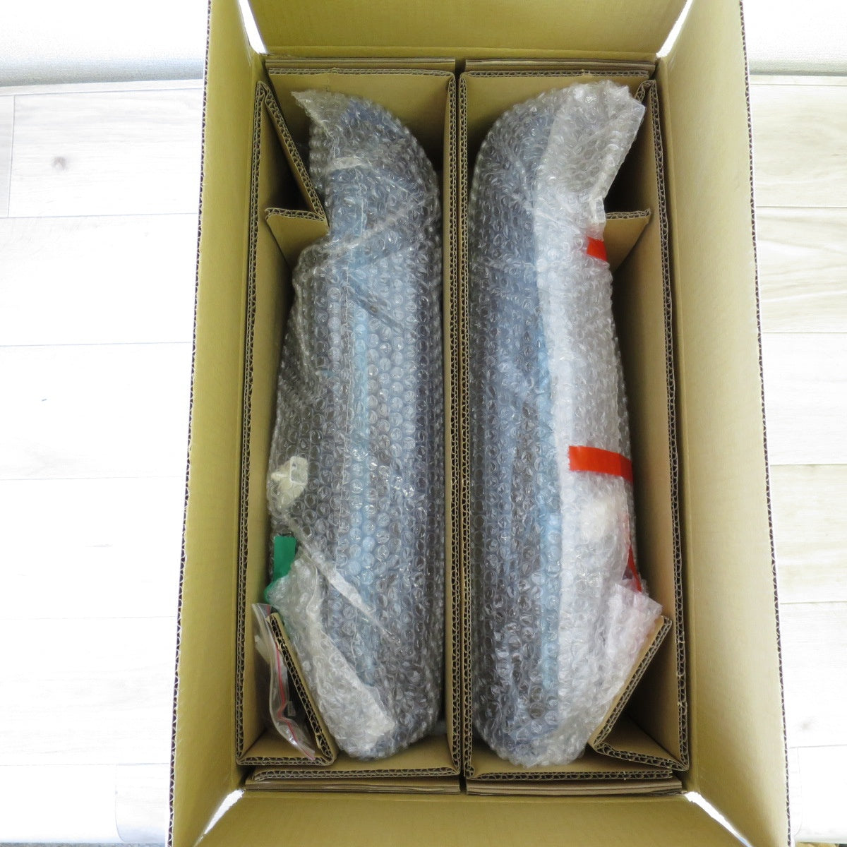 [送料無料] 未使用！左右セット◇FLEX 煌 RED LED テールランプ ハイエース 200系 1～7型 FX-R テールライト TY788-BJSR2-SCB5HK カー パーツ◇