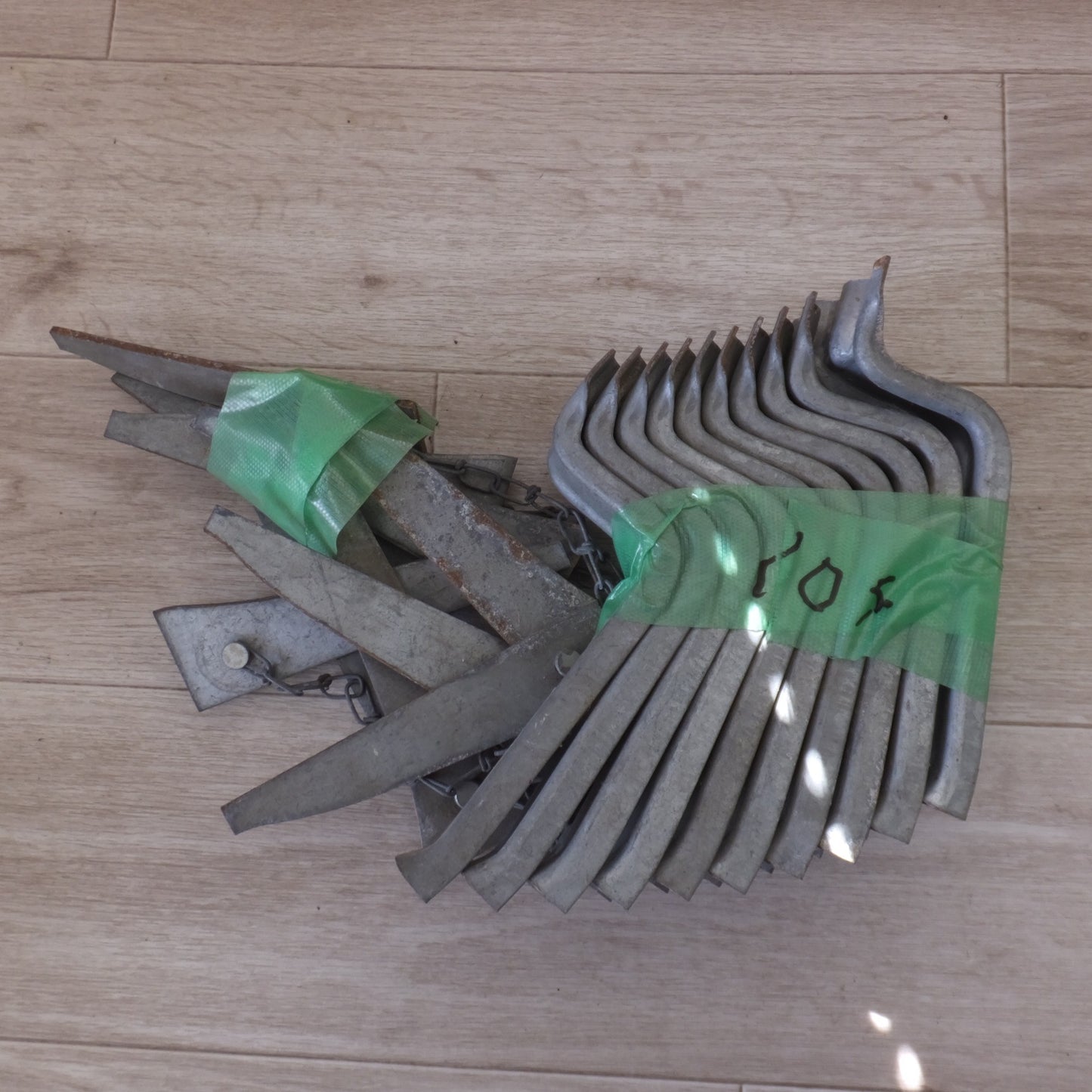 [送料無料] ★型枠金物 兼用金物 約 39個 セット　メーカー 形式 不明★