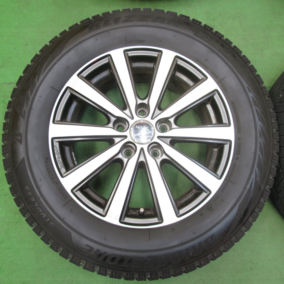 [送料無料] 4本価格★スタッドレス 215/65R16 ブリヂストン ブリザック VRX2 SMACK ENKEI スマック エンケイ 16インチ PCD114.3/5H★5010310イス