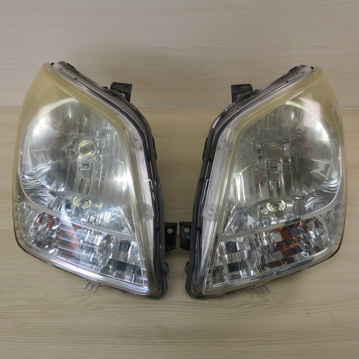 左右セット♪スズキ MH23S ワゴンR 純正 ヘッドライト KOITO 100-59192 99226-80008 ヘッドランプ 照明 カー パーツ♪ [送料無料]
