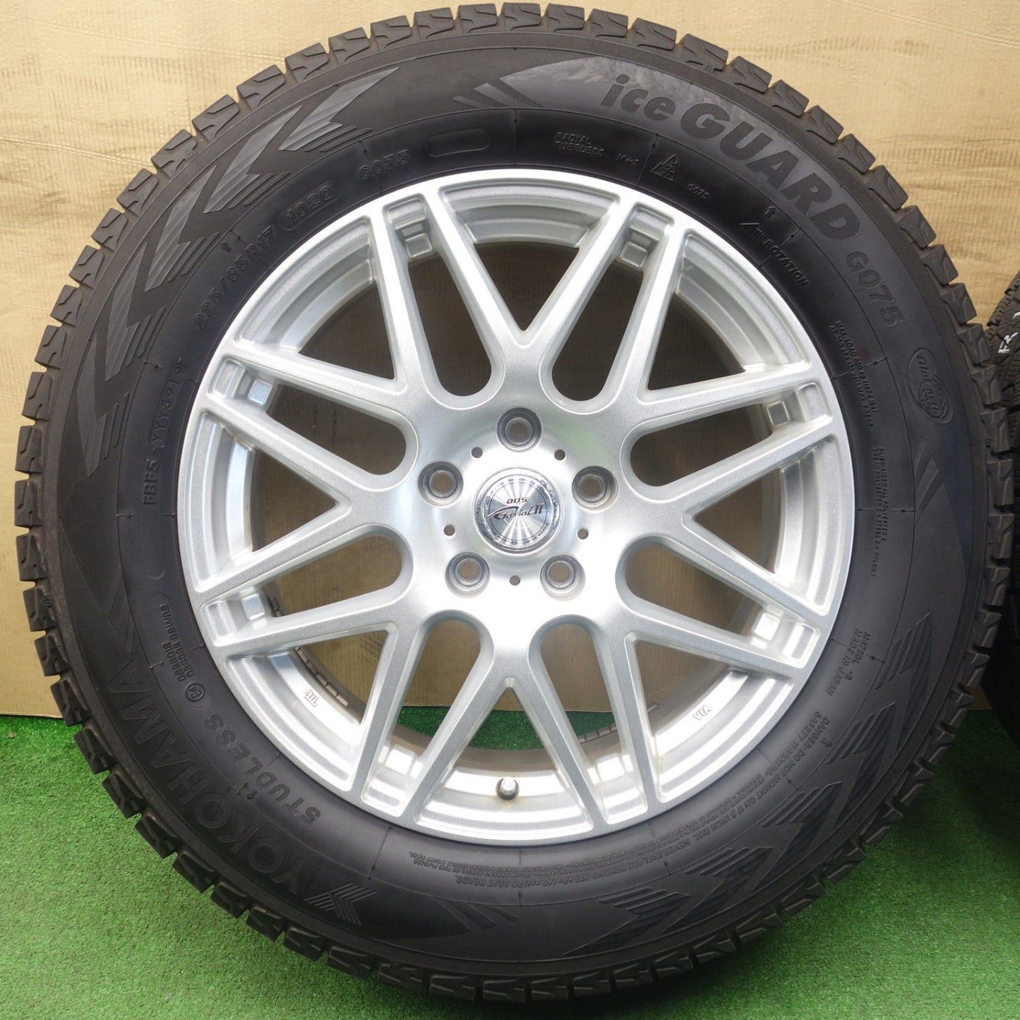 バリ溝！キレイ！9.5分★スタッドレス 225/65R17 ヨコハマ アイスガード G075 D.O.S. GaviaLⅡ DOS 17インチ PCD114.3/5H★6022001KTス