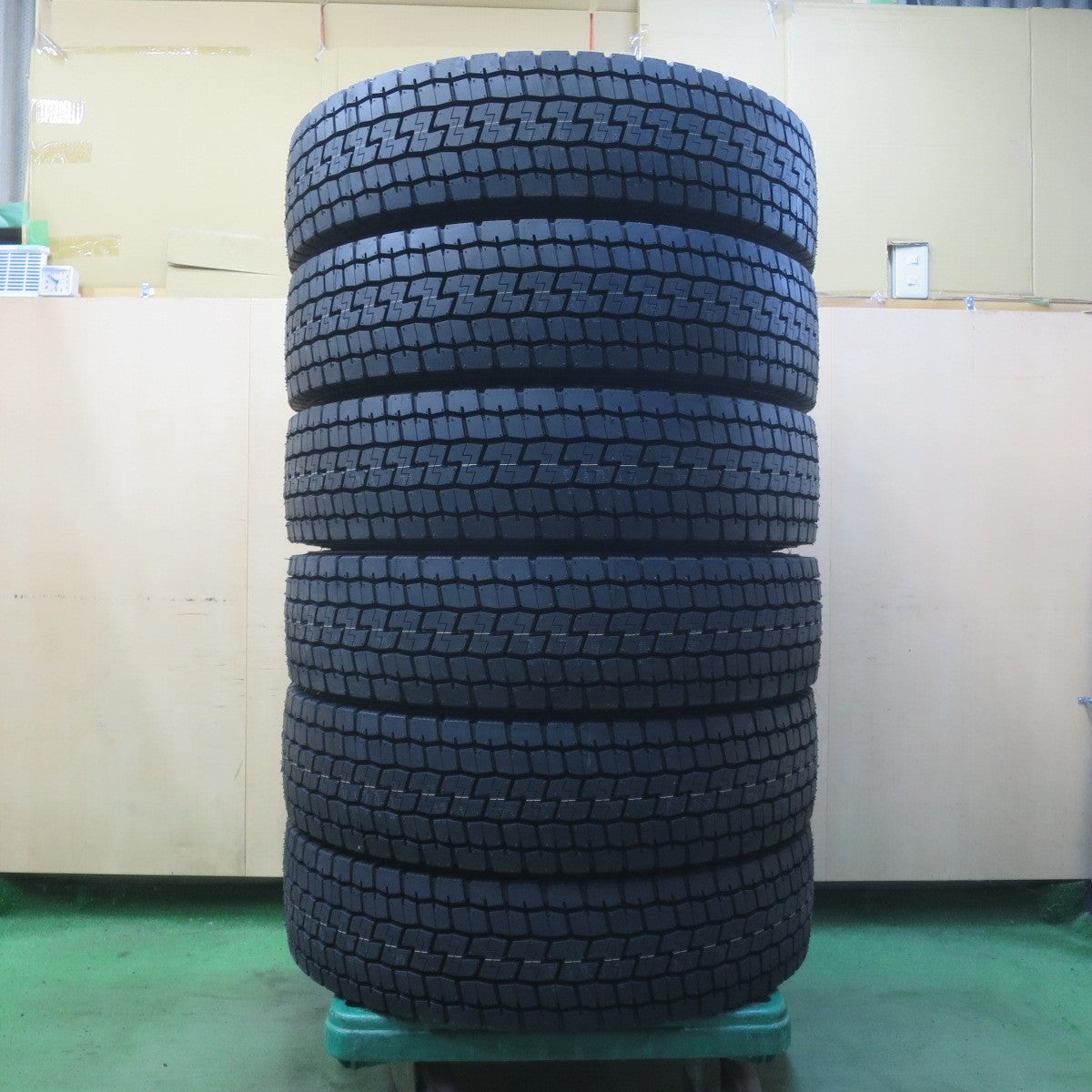 未使用！26年！6本★トラック バス タイヤ 225/80R17.5 123/122L ヨコハマ 710R ミックス オールシーズン 17.5インチ★6040602イスタ