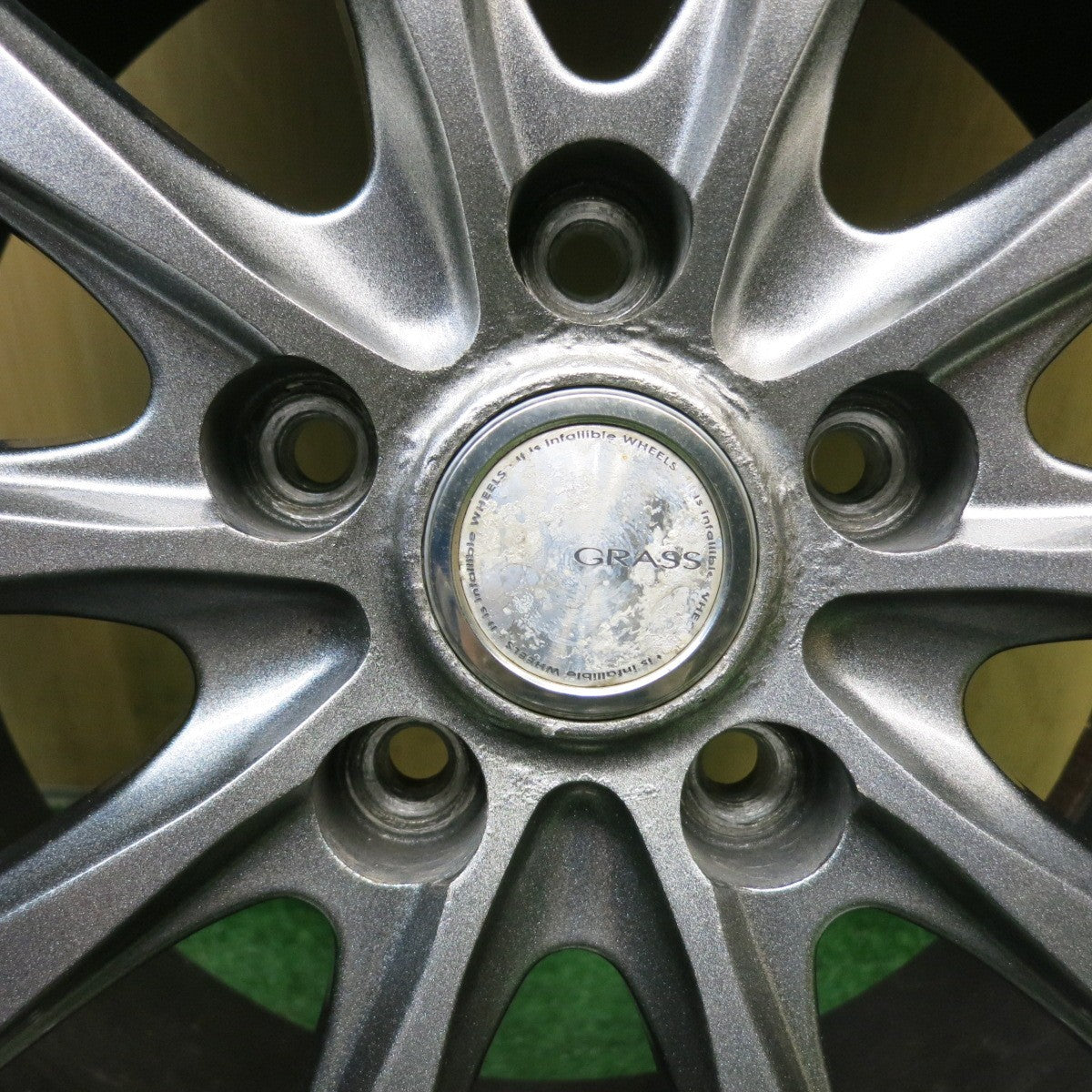 バリ溝！22年！9分◎スタッドレス 225/65R17 ヨコハマ アイスガード G075 GRASS グラス 17インチ PCD114.3/5H◎6073006HAス