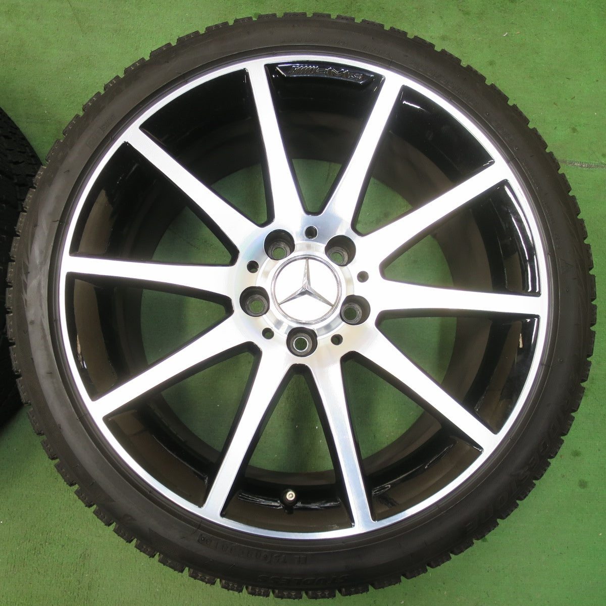 [送料無料] バリ溝！9分★ベンツ SLK SLC W172 R172 純正 AMG 235/40R18 255/35R18 スタッドレス ブリヂストン ブリザック VRX2 18インチ PCD112/5H★5022301IMス