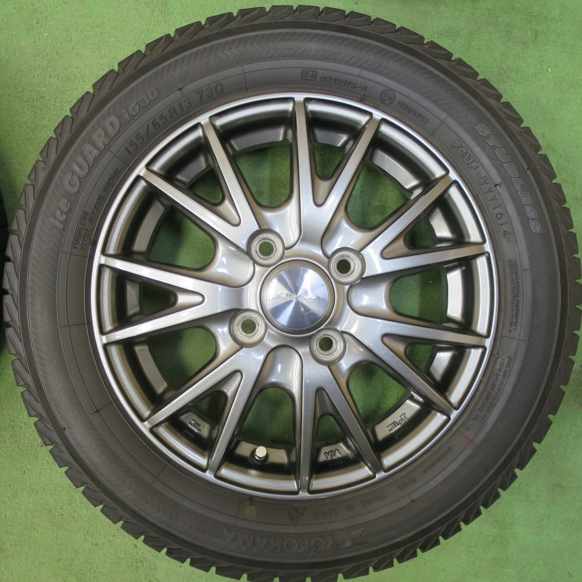 キレイ★スタッドレス 155/65R13 ヨコハマ アイスガード iG30 VELVA SPORT ヴェルヴァ 13インチ PCD100/4H★5053002TTス