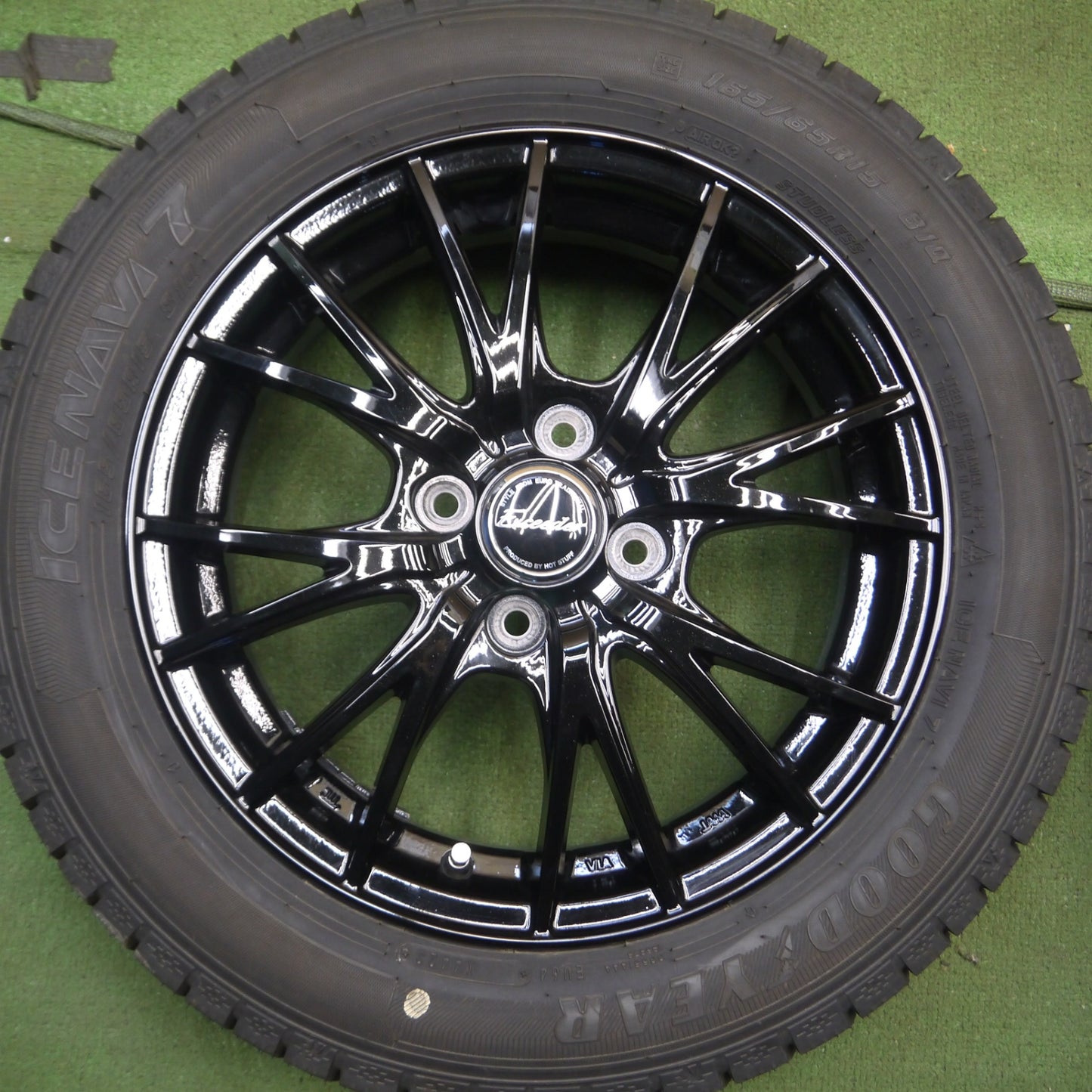 *送料無料* バリ溝！23年！綺麗！9.5分以上★スタッドレス 165/65R15 グッドイヤー アイスナビ7 Exceeder エクシーダー 15インチ PCD100/4H★4061006Hス