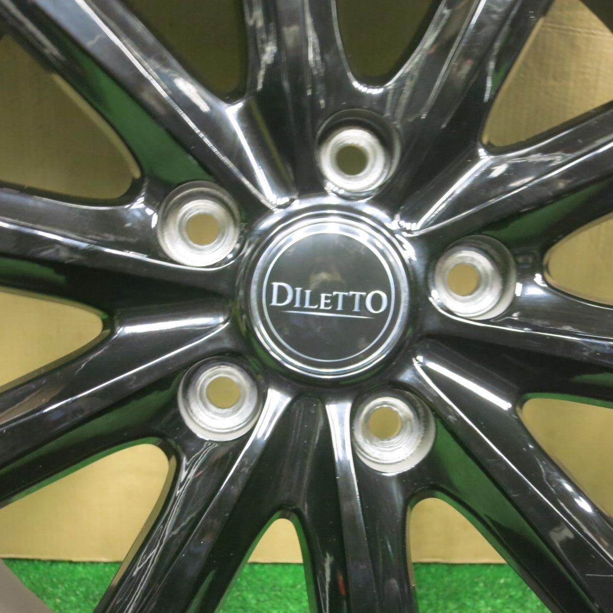 バリ溝！23年！キレイ！9.5分★スタッドレス 215/60R17 ピレリ アイスゼロ アシンメトリコ DILETTO ディレット 17インチ PCD114.3/5H★6020805NKス