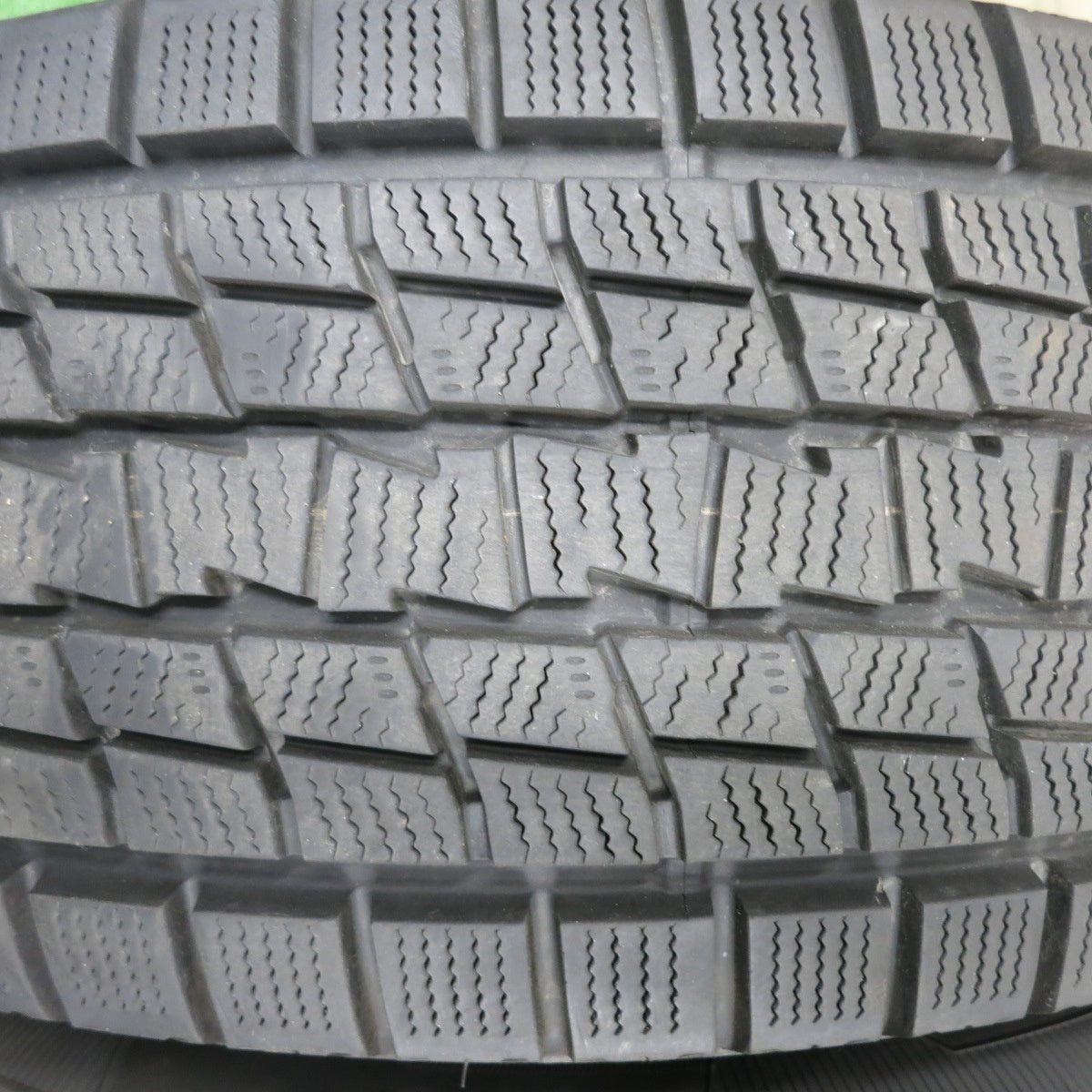 [送料無料] バリ溝！20年！キレイ！9.5分★ランクル 等 JAOS VICTRON ASTELLA CM-02 265/65R17 スタッドレス グッドイヤー アイスナビ SUV PCD139.7/6H★4112304TNス