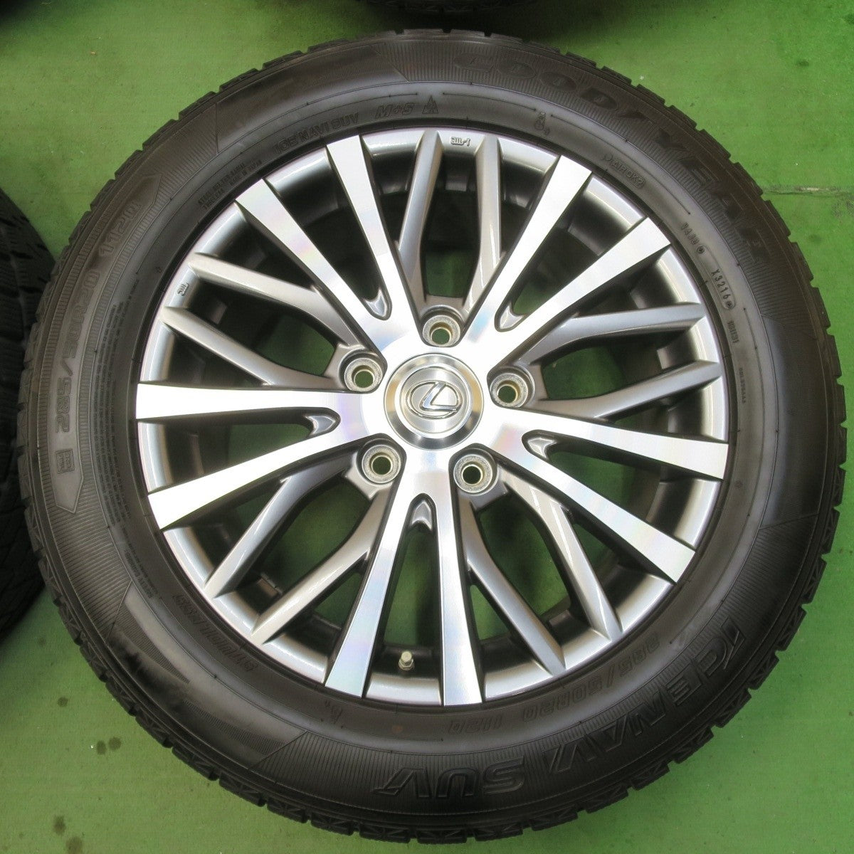 センサー付！バリ溝！キレイ！9.5分★レクサス LX 純正 285/50R20 スタッドレス グッドイヤー アイスナビ SUV 20インチ PCD150/5H★5040603IMス