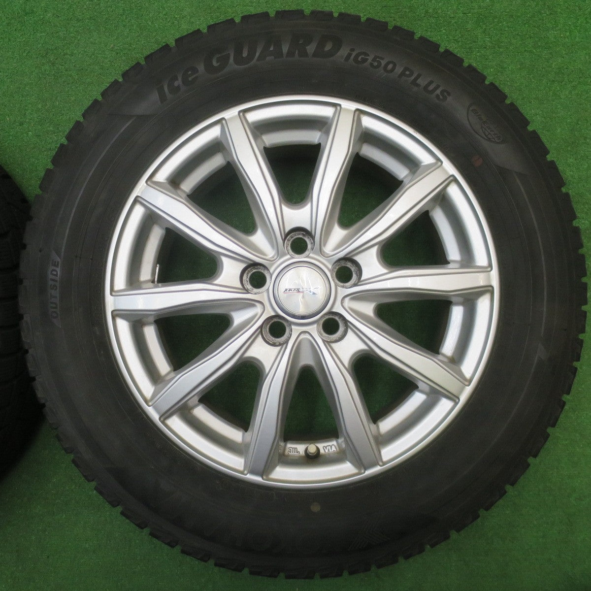 バリ溝！キレイ！9分★プリウス 等 195/65R15 スタッドレス ヨコハマ アイスガード iG50 プラス JOKER ジョーカー 15インチ PCD100/5H★5112504NJス