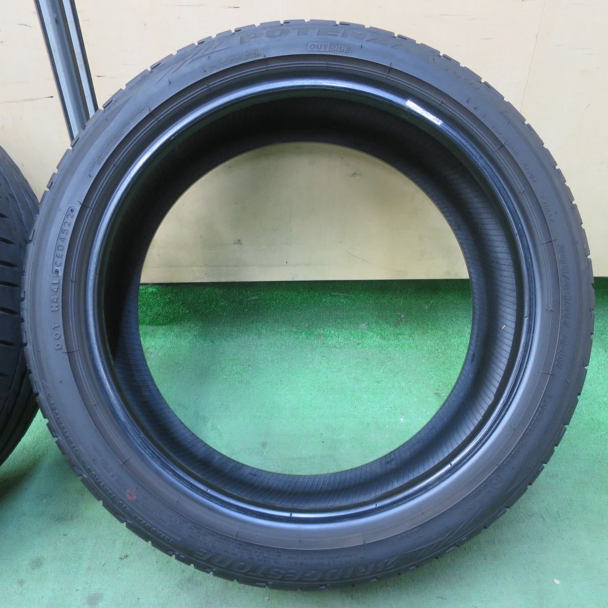 2本価格！22年★205/45R17 ブリヂストン ポテンザ S001 タイヤ 17インチ アクア GR ヤリス ヴィッツ ノート NC ND ロードスター 等★6021006イノタ