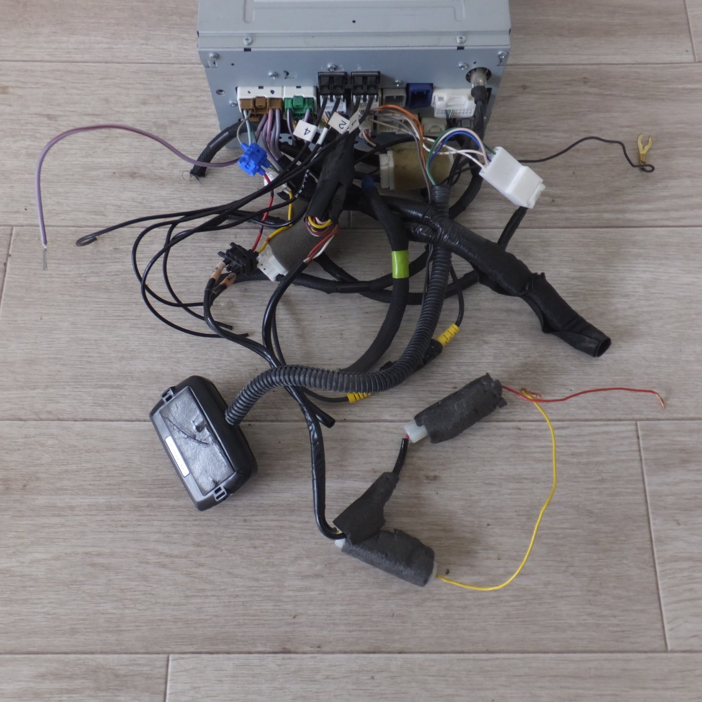 [送料無料] 現状品★デンソー製 トヨタ 純正 エクセレントナビ NHZD-W62G 08545-00V41 セキュリティロック[82]★