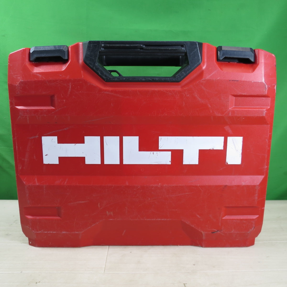 [送料無料] ☆HILTI ヒルティ 充電式 レシプロソー SR 6-A22 電動 工具 切断機 セーバーソー セーバソー☆