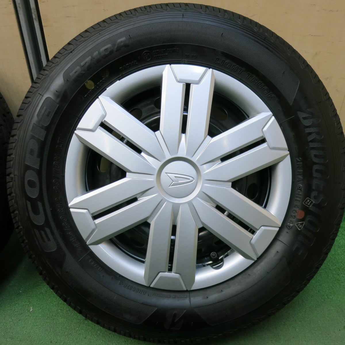 新車外し！24年★ダイハツ アトレー 純正 スチール 145/80R12 80/78N ブリヂストン エコピア R710A 12インチ PCD100/4H★5082304SKノ