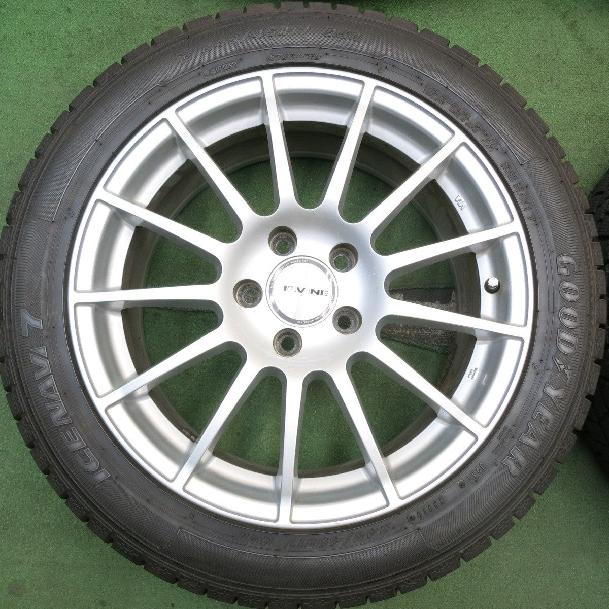 バリ溝！9.5分以上★ベンツ 等 IRVINE F01 245/45R17 スタッドレス グッドイヤー アイスナビ7 アーヴィン 17インチ PCD112/5H★5080913HAス