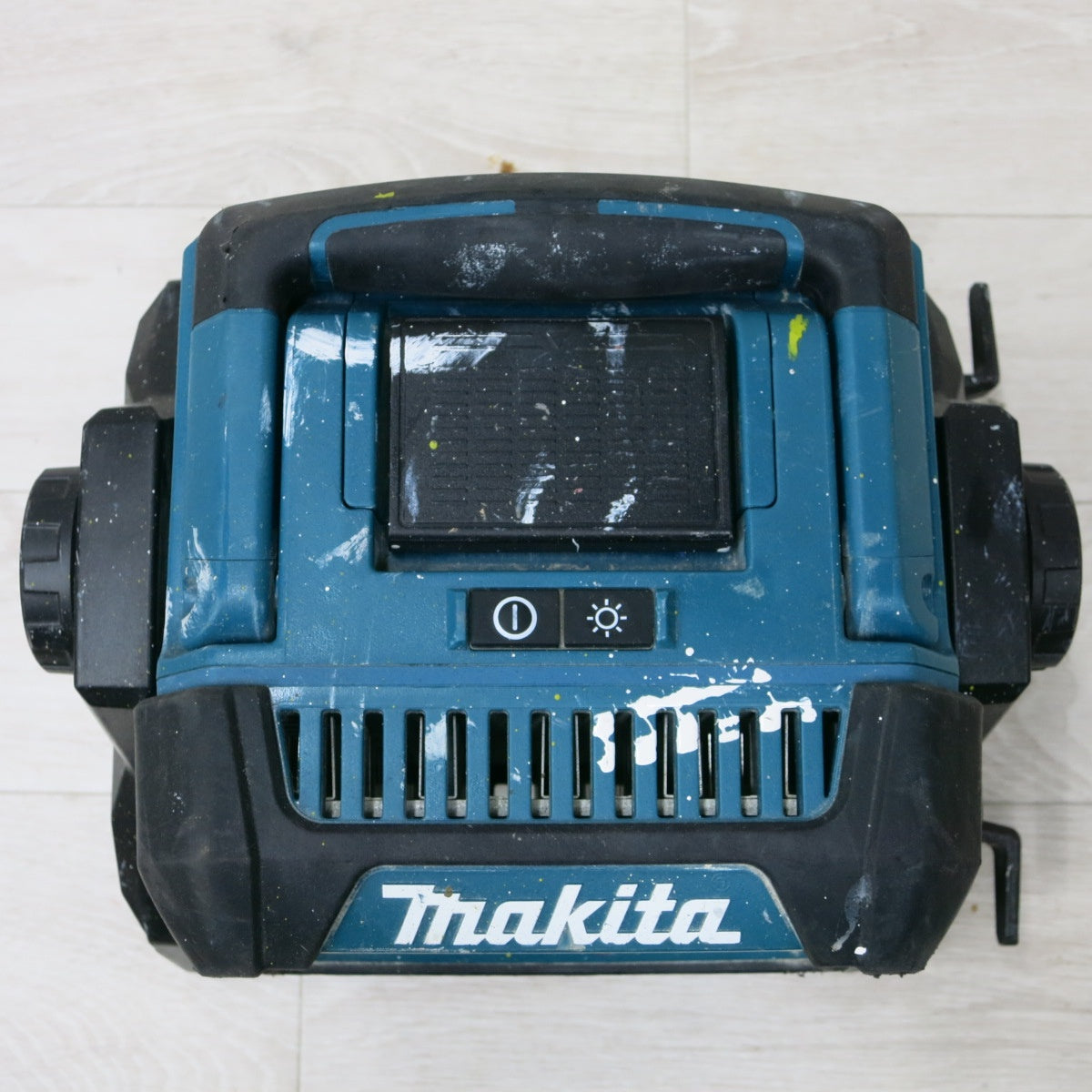 [送料無料] ◆makita マキタ 充電式スタンドライト ML811 14.4V/18V 防塵 防水 ワークライト 本体のみ◆