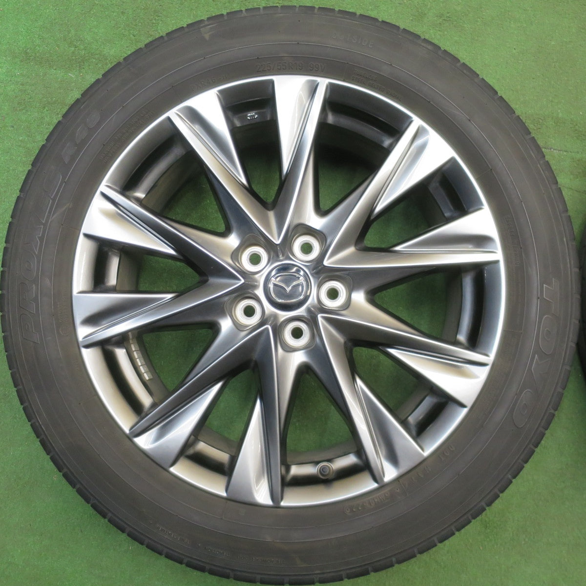 キレイ！22年★マツダ CX-8 Lパッケージ 純正 225/55R19 トーヨー プロクセス R46 19インチ CX8 PCD114.3/5H★6021704NJノ