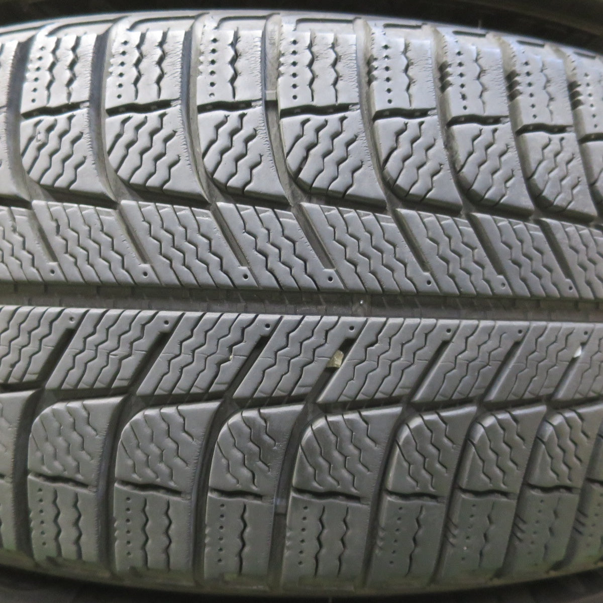 キレイ◎スバル レガシィ アウトバック 純正 225/60R17 スタッドレス ミシュラン X-ICE XI3 17インチ PCD100/5H◎6081109IMス