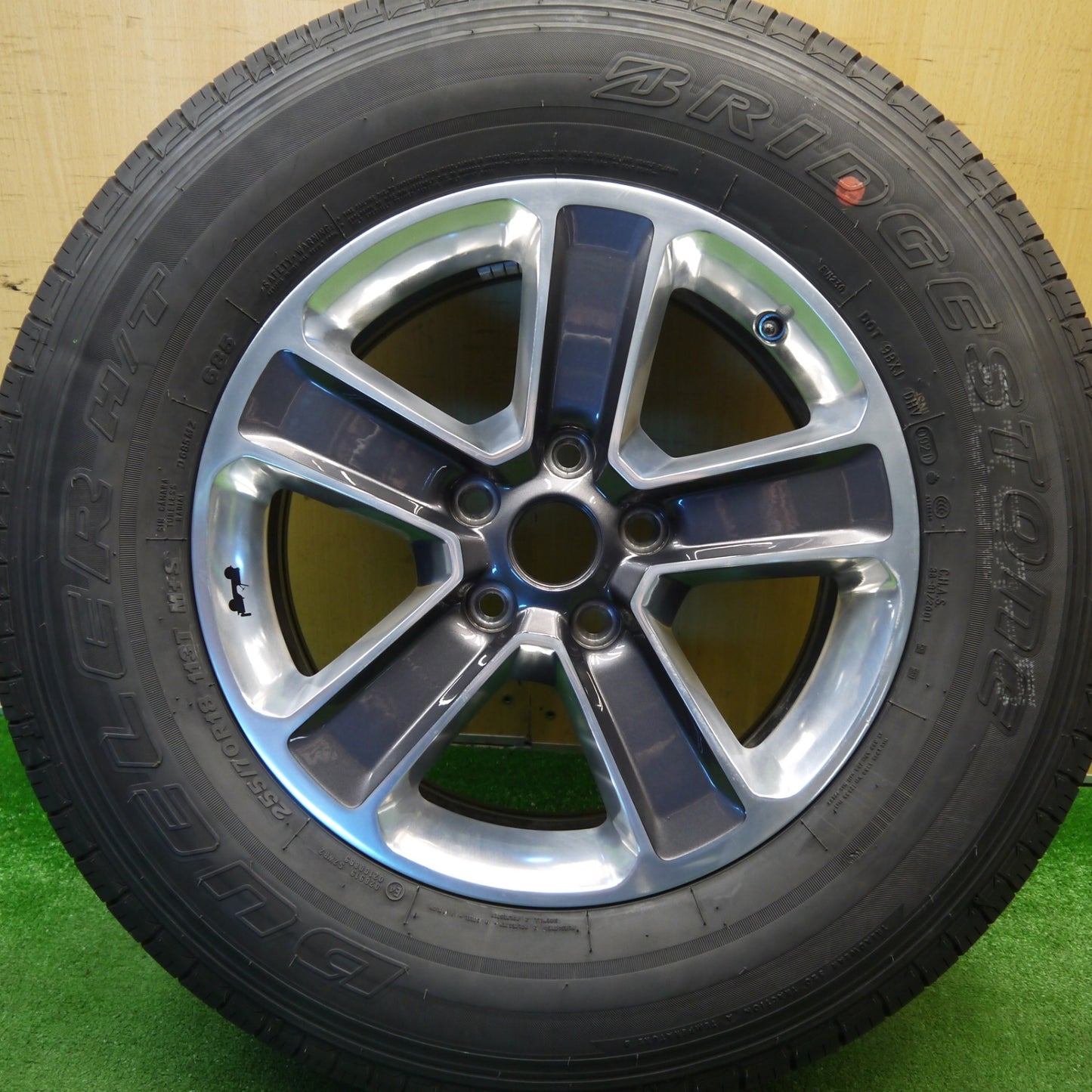 未使用！21年！1本★JEEP ジープ JL ラングラー アンリミテッド サハラ 純正 255/70R18 ブリヂストン デューラー H/T 685 18インチ PCD127/5H★5111405Hノ