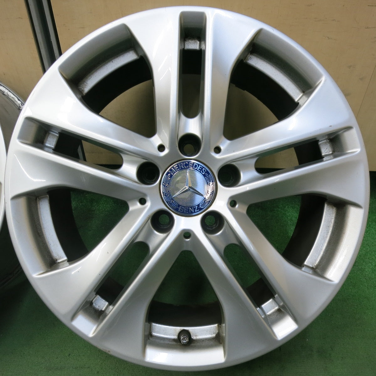 4本価格★ベンツ Cクラス W204 純正 ホイール 17インチ 17×7.5J PCD112/5H★5062412SYホ