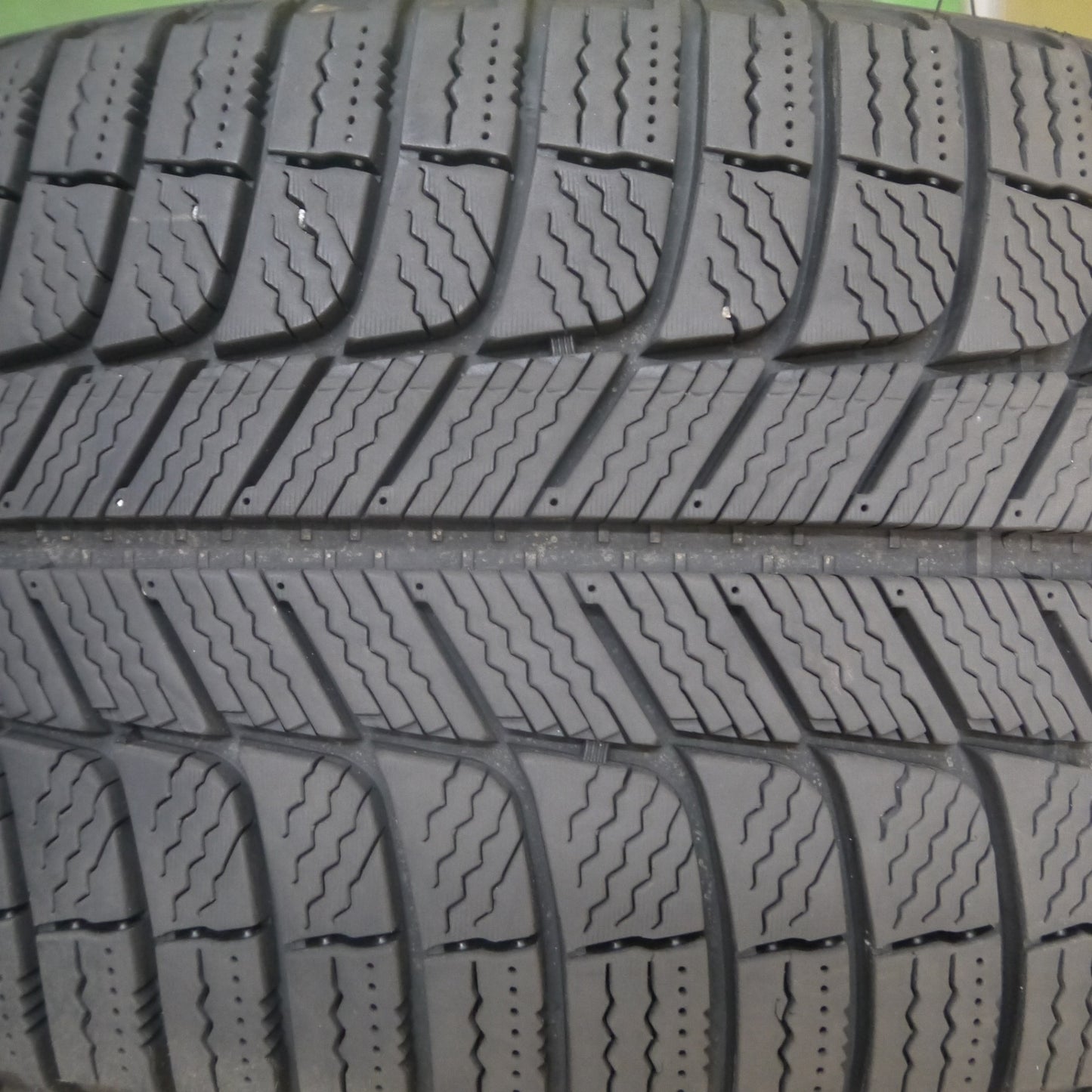 *送料無料* バリ溝！22年！9.5分★BMW等 KELLENERS 245/45R20 スタッドレス ミシュラン X-ICE XI3 ケレナーズ 20インチ PCD112/5H★4031509Hス