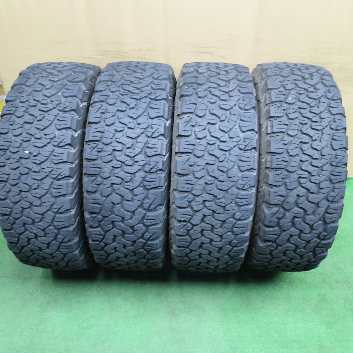 バリ溝！22年！キレイ！9.5分★KEELER TACTICS 265/65R17 120/117S BFグッドリッチ All-Terrain T/A KO2 キーラー タクティクス 17インチ PCD139.7/6H★6031203NKノ